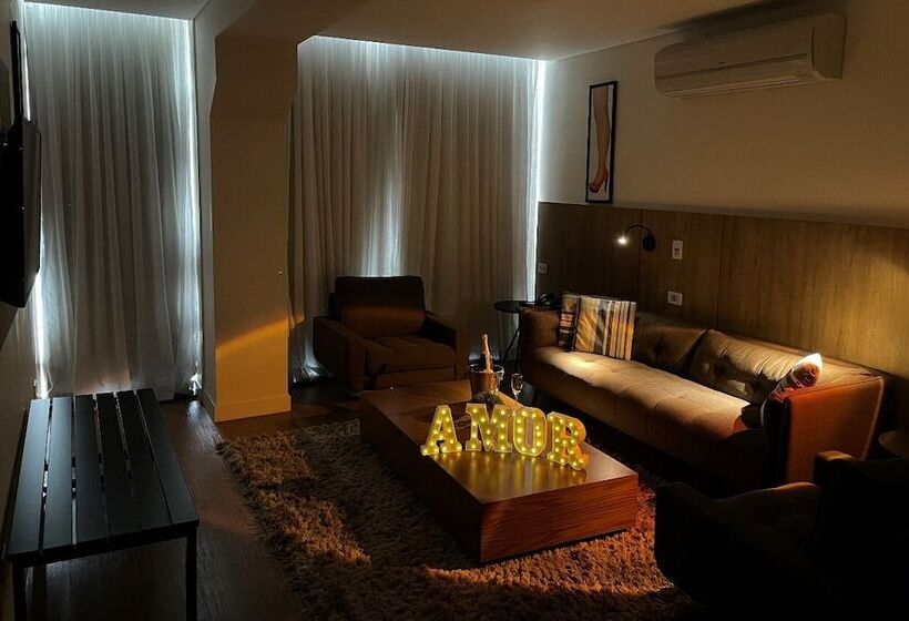 Отель Transamerica Executive Maringa