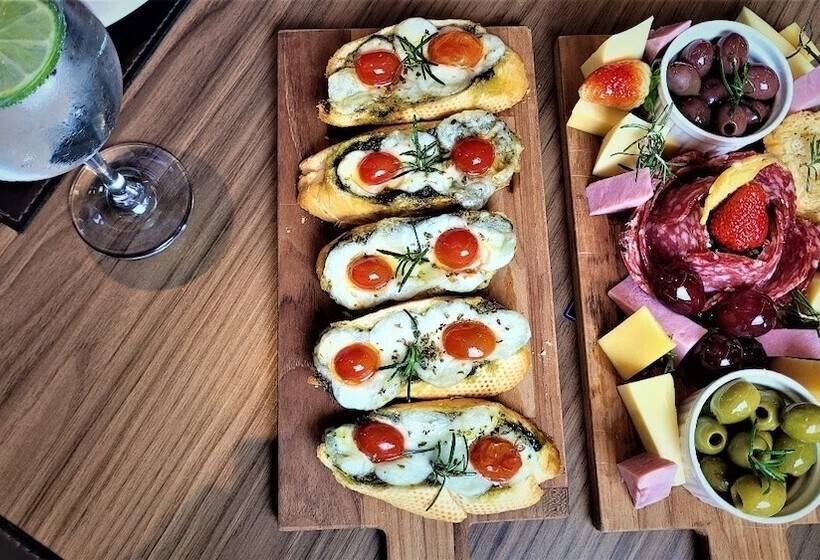 Отель Transamerica Executive Maringa