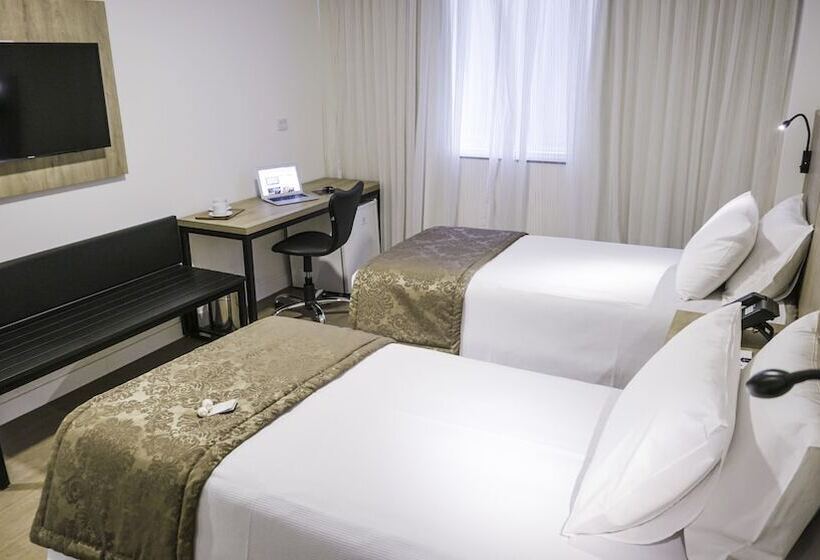 Отель Transamerica Executive Maringa