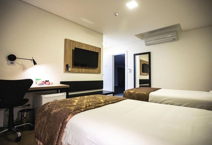 Отель Transamerica Executive Maringa