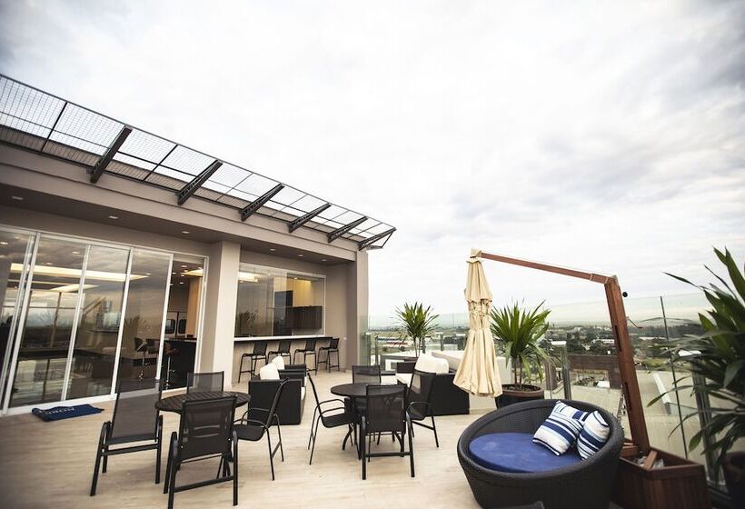 Отель Transamerica Executive Maringa