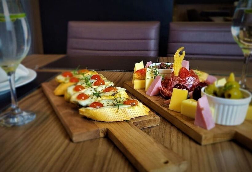 Отель Transamerica Executive Maringa