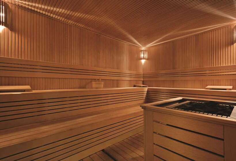 ホテル Tryp By Wyndham Istanbul Basın Ekspres