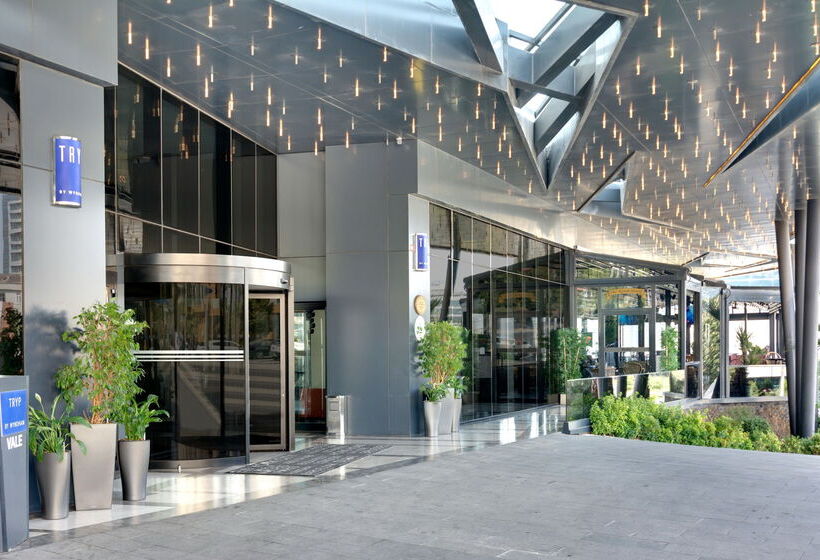 ホテル Tryp By Wyndham Istanbul Basın Ekspres
