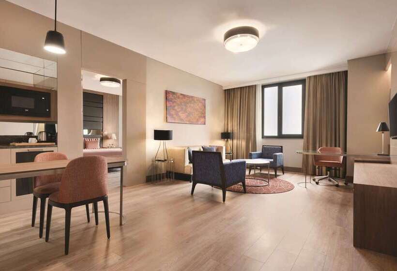 ホテル Tryp By Wyndham Istanbul Basın Ekspres