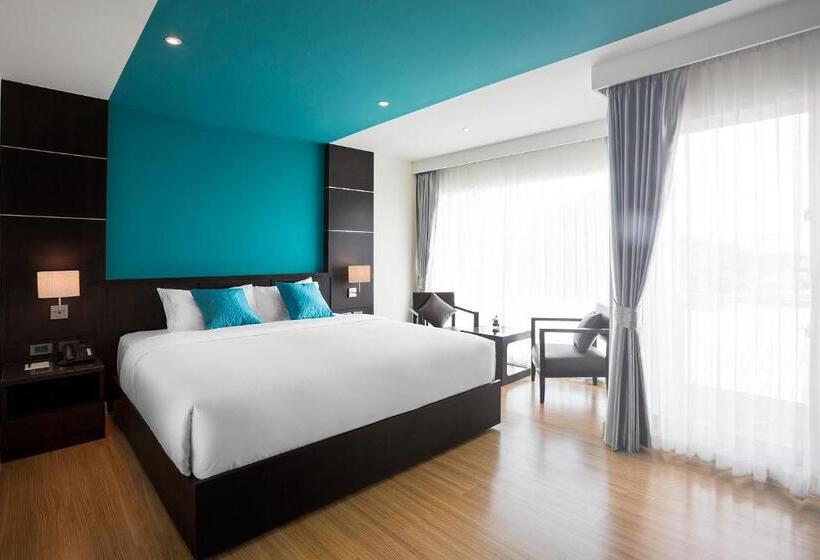 هتل Unique Regency Pattaya