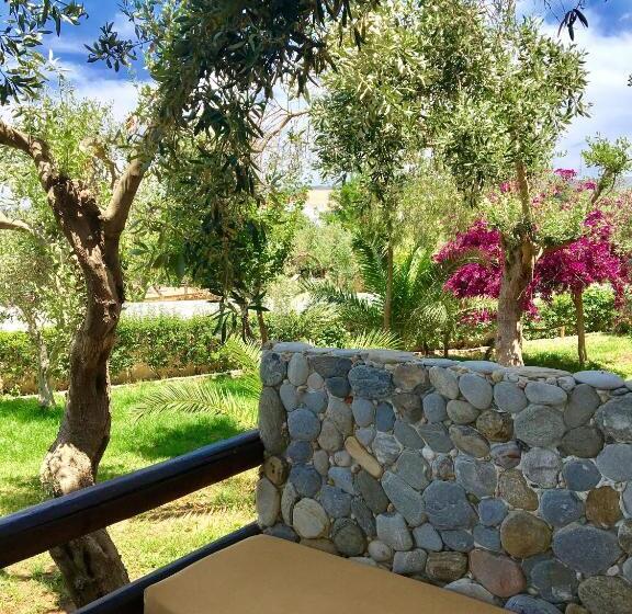 בית מלון כפרי Venus Beach