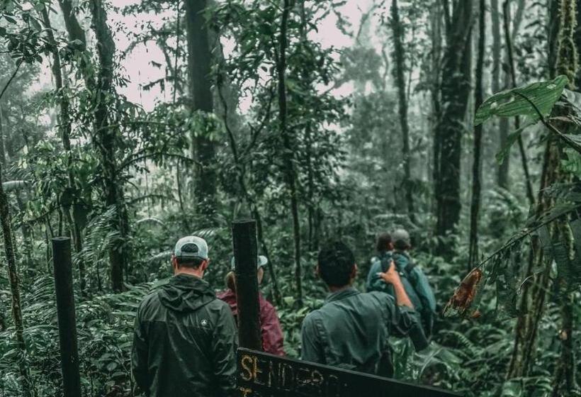 Villa Blanca Cloud Forest Hotel & Retreat