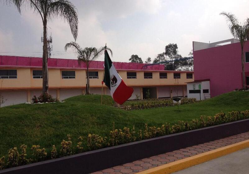 Отель & Villas 7