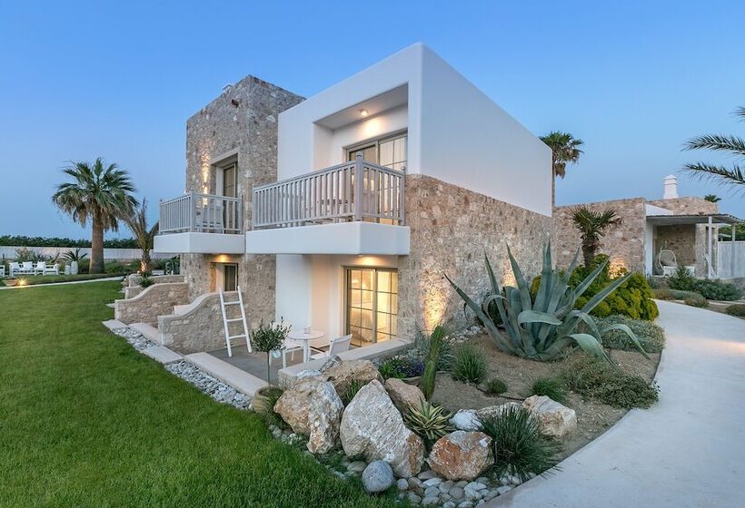 호텔 White Pearls Luxury Suites   Adults Only