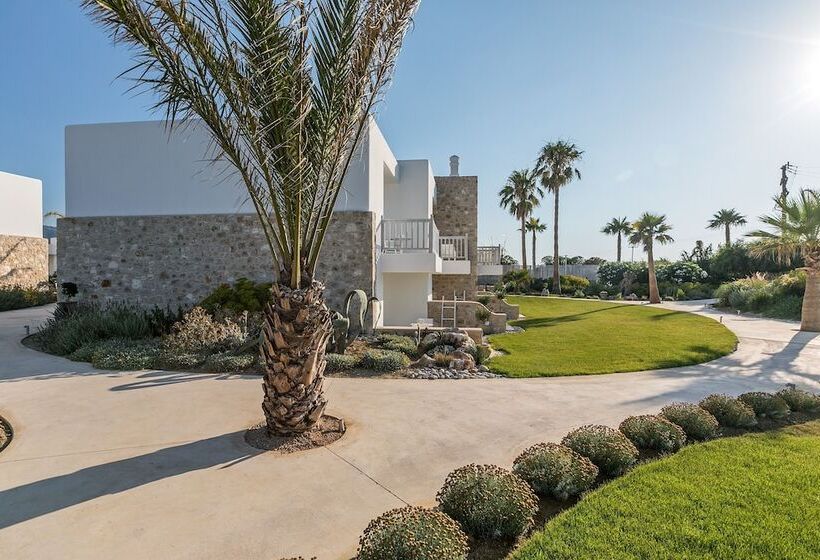 호텔 White Pearls Luxury Suites   Adults Only