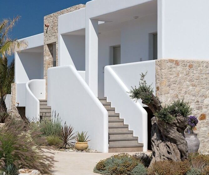 호텔 White Pearls Luxury Suites   Adults Only