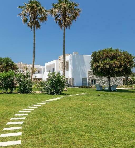 호텔 White Pearls Luxury Suites   Adults Only