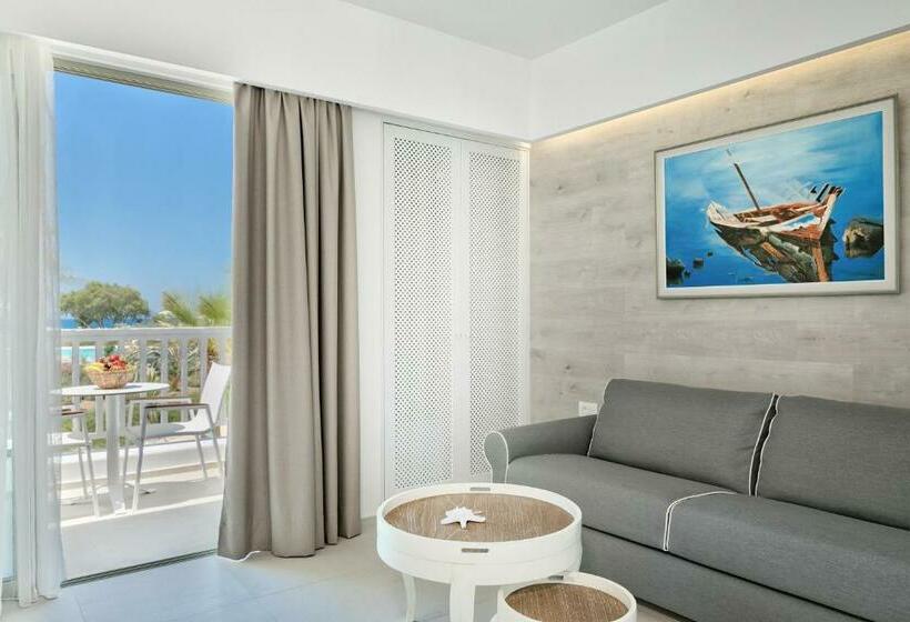 호텔 White Pearls Luxury Suites   Adults Only