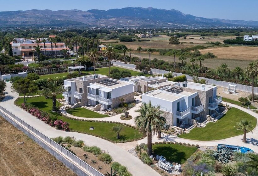 호텔 White Pearls Luxury Suites   Adults Only