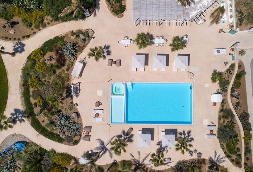 호텔 White Pearls Luxury Suites   Adults Only