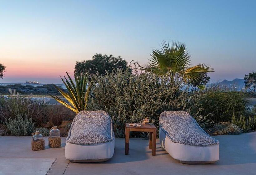 호텔 White Pearls Luxury Suites   Adults Only