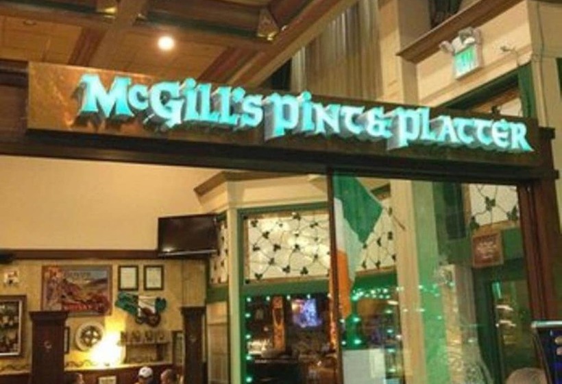 Midnight Rose & Mcgills Hotel & Casino