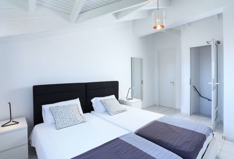 Natalie's Hotel & Apartments