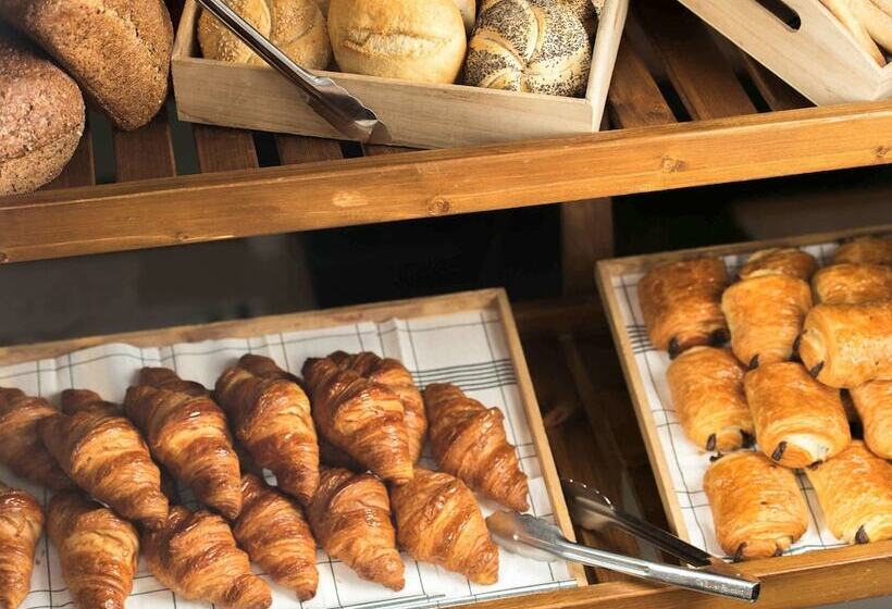 Novotel Ambassador Seoul Yongsan