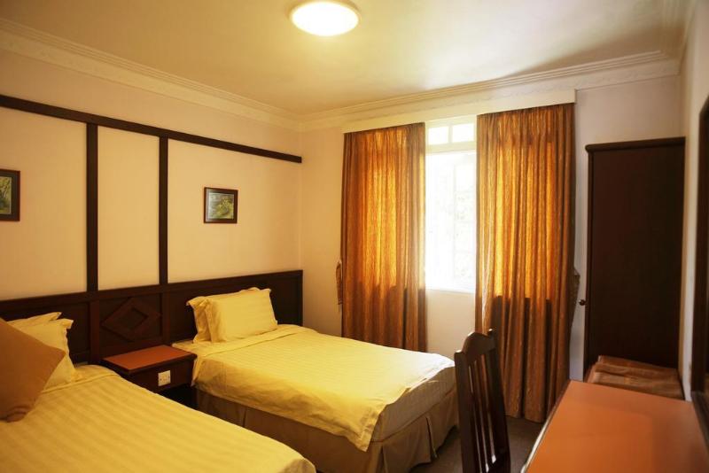 Parkland Apartment