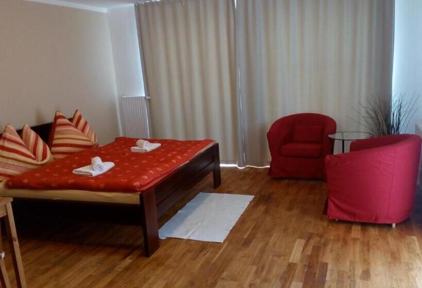 פנסיון Penzion Delanta