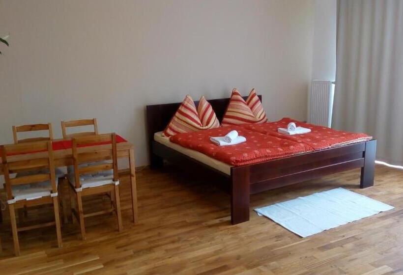 פנסיון Penzion Delanta