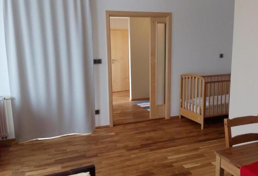 פנסיון Penzion Delanta