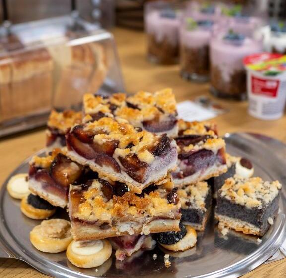 إقامة Kampus Palace