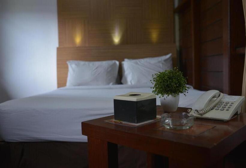 منتجع Citra Cikopo Hotel & Family Cottages