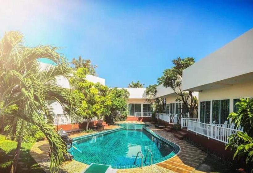استراحتگاه Kabantamor Hua Hin Pool Villa