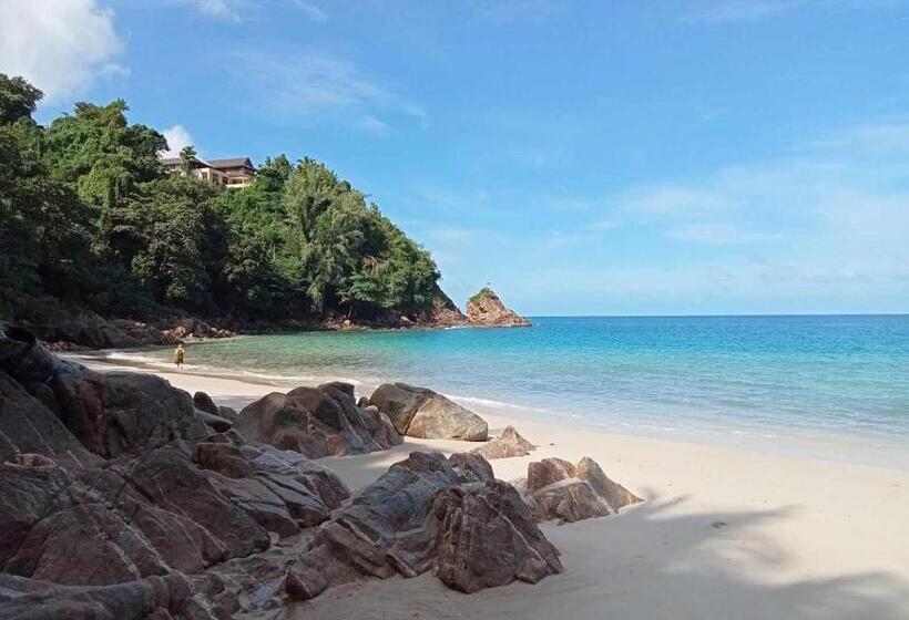 리조트 Naiyang Beach Hotel Sha Plus