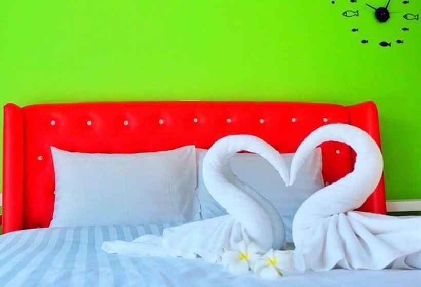 منتجع The Box House