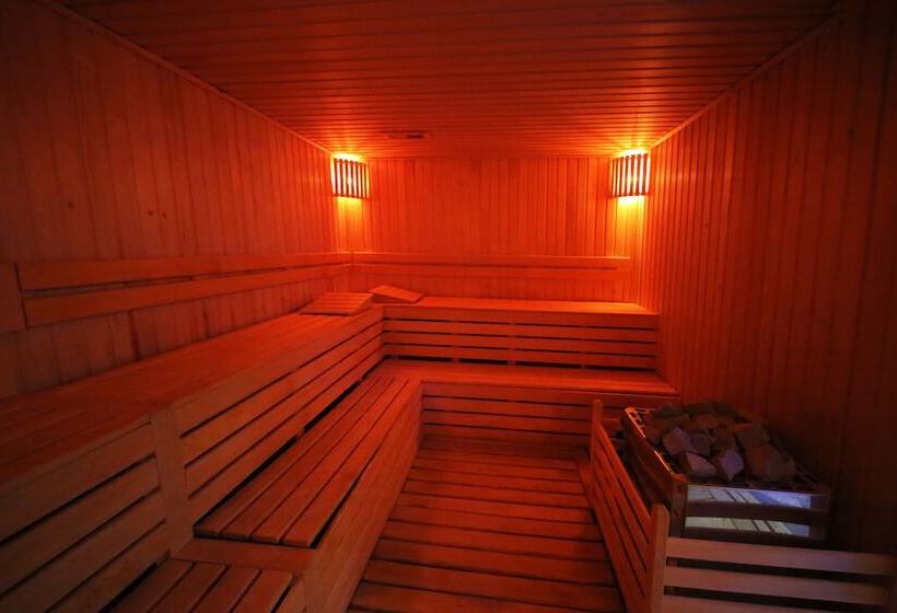 Sey Beach Hotel &spa