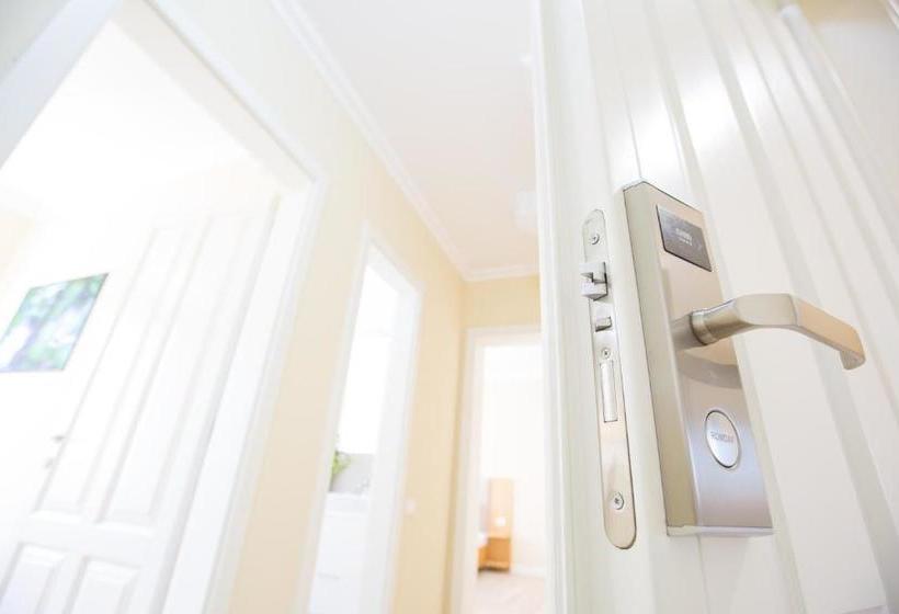 The One & Only Dumbravita