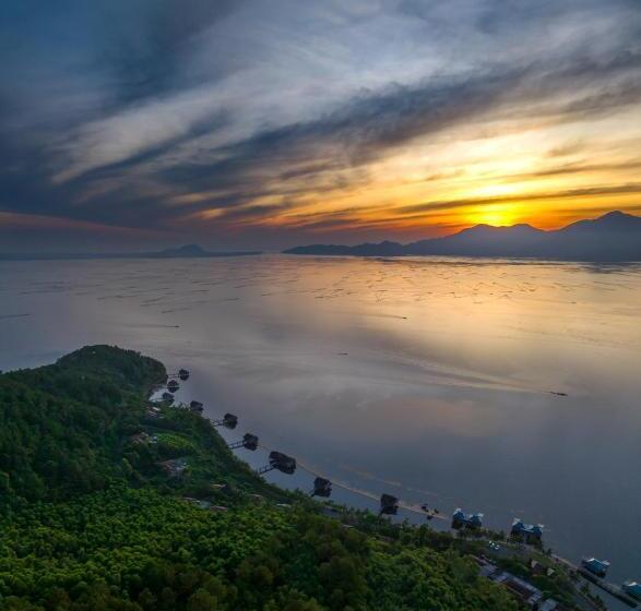 Vedana Lagoon Resort & Spa