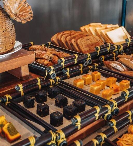 Vedana Lagoon Resort & Spa