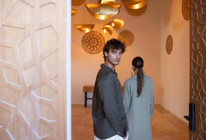 Yalikavak Marina Hotel By Social Living Collection