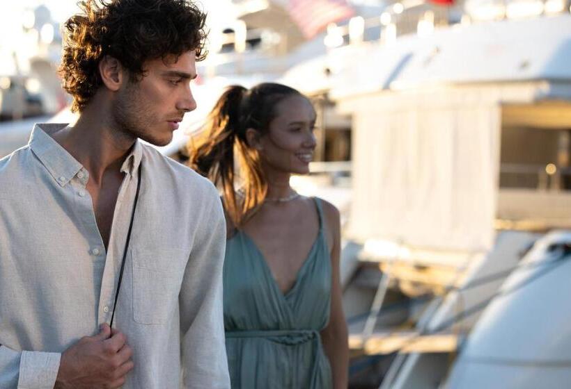 Yalikavak Marina Hotel By Social Living Collection