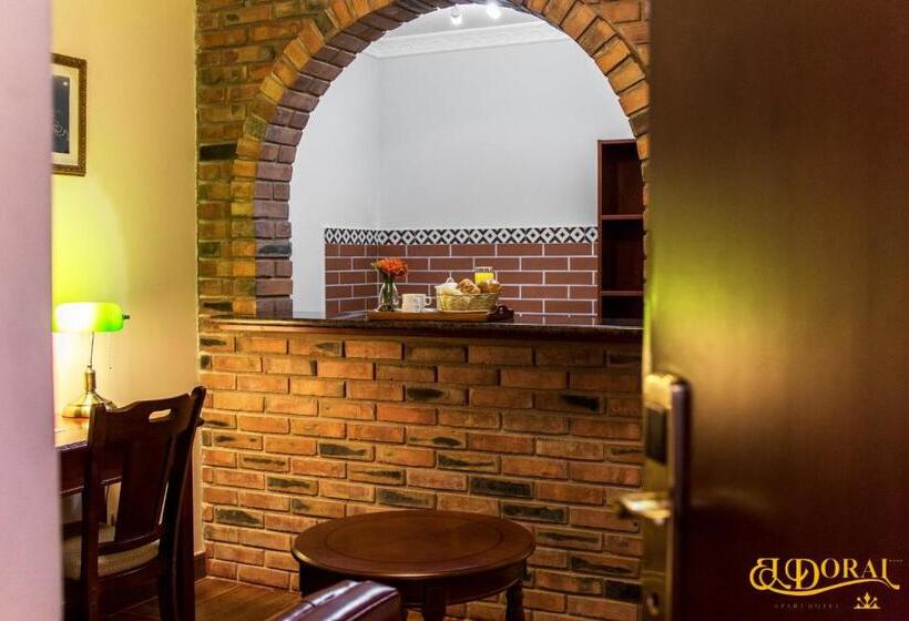 Apart Hotel El Doral