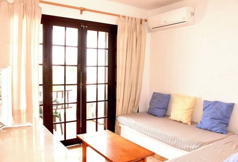 Apartamentos Posidonia