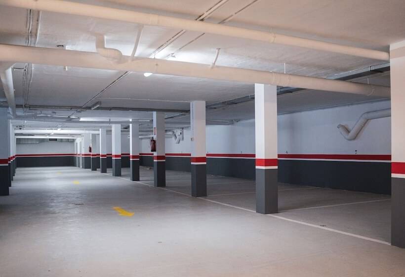 Beatrix 2000 - Caliu Apartments