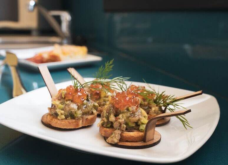 Beatrix 2000 - Caliu Apartments