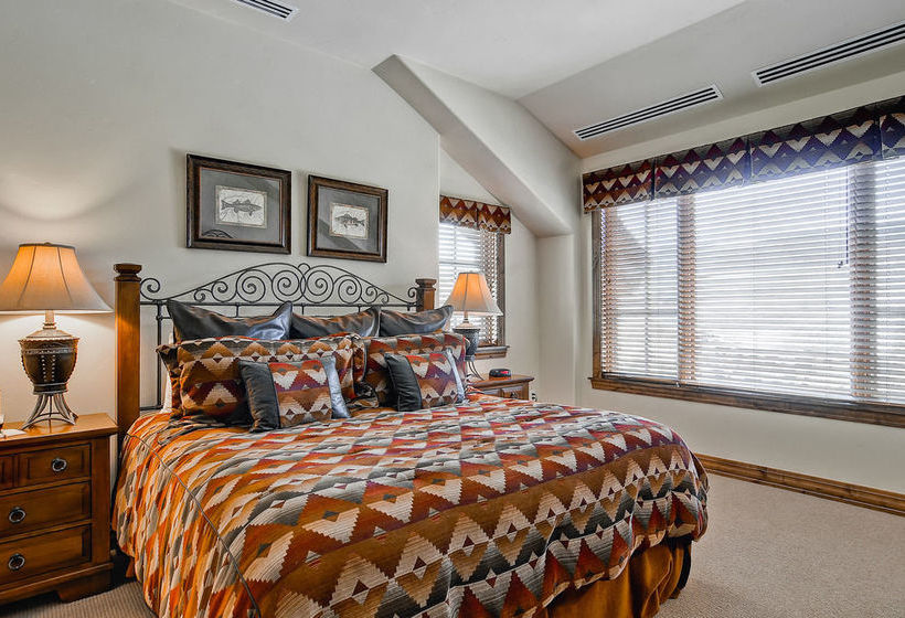 Beaver Creek Landing