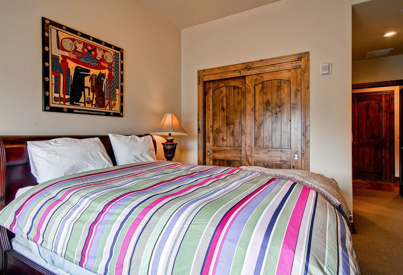 Beaver Creek Landing