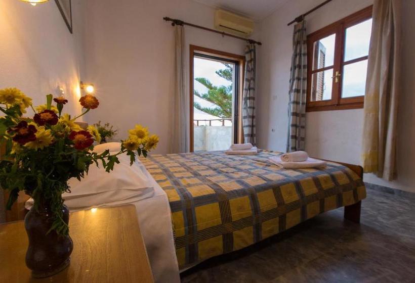 Filoxenia Apartments 2