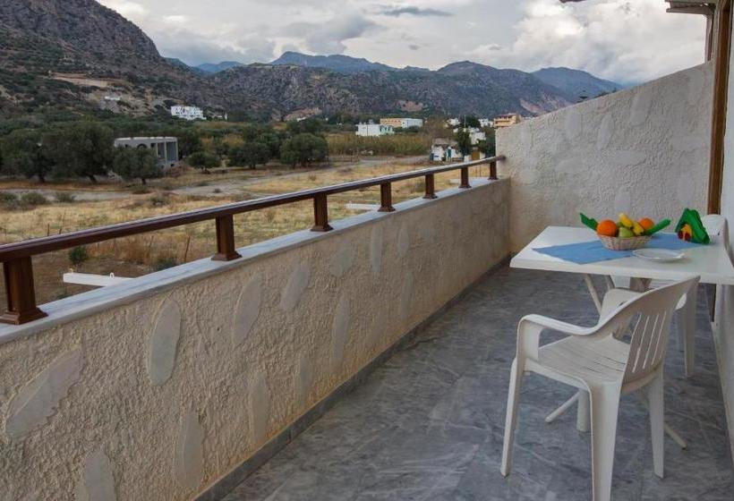 Filoxenia Apartments 2