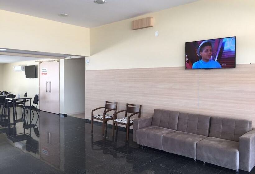 Fórmula Arrey Hotel   Uruçuí