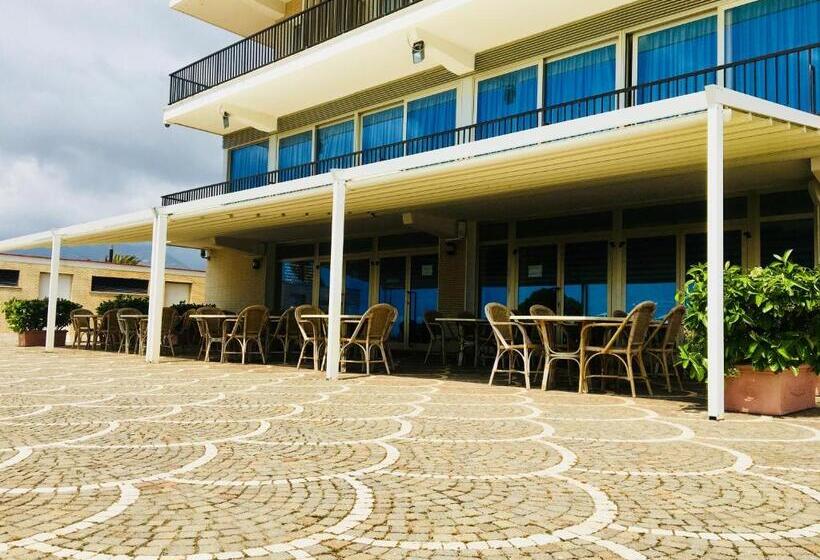 Grand Hotel L Approdo