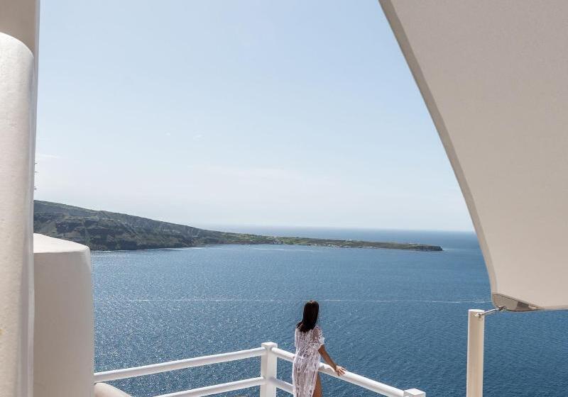 هتل Art Maisons Oia Castle